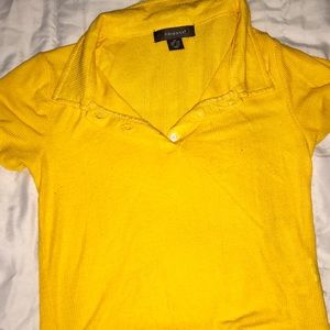 Ribbed cropped yellow collared top